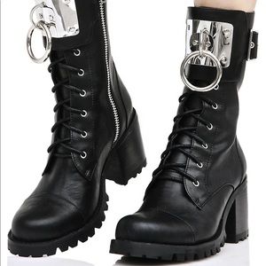 current mood armory o ring boots